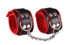 Kožená putá na ruky - black/red